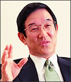 Tsutomu Okuda